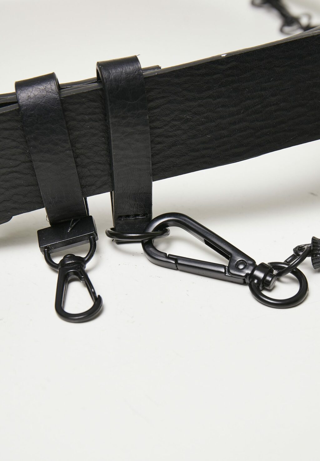 Imitation Leather Belt With Key Chain black TB4638