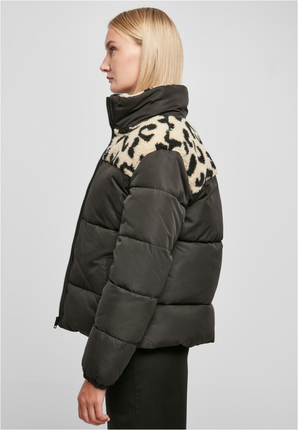 Urban Classics Ladies AOP Sherpa Mixed Puffer Jacket black/sandleo TB5439