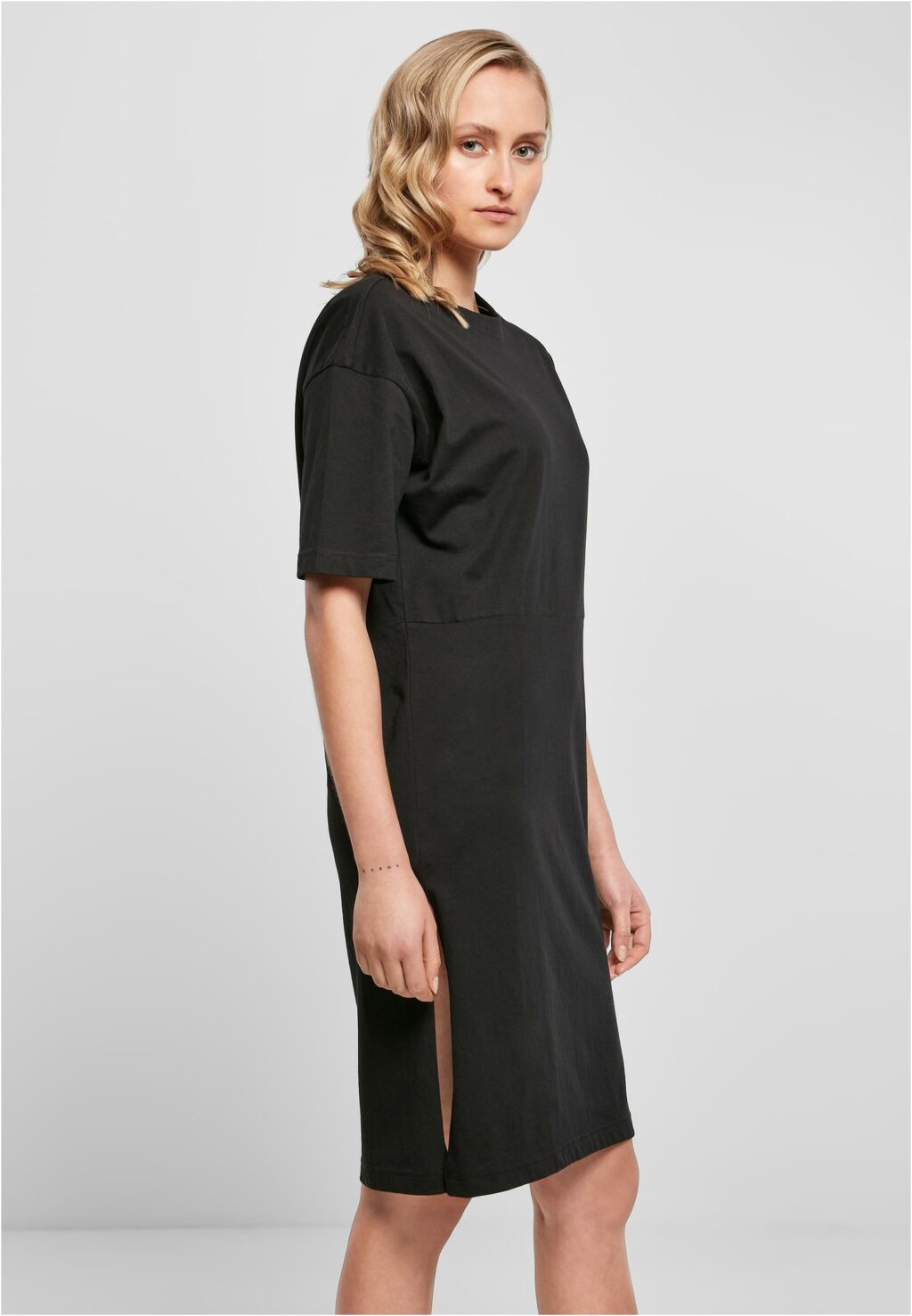 Urban Classics Ladies Organic Oversized Slit Tee Dress black TB4091