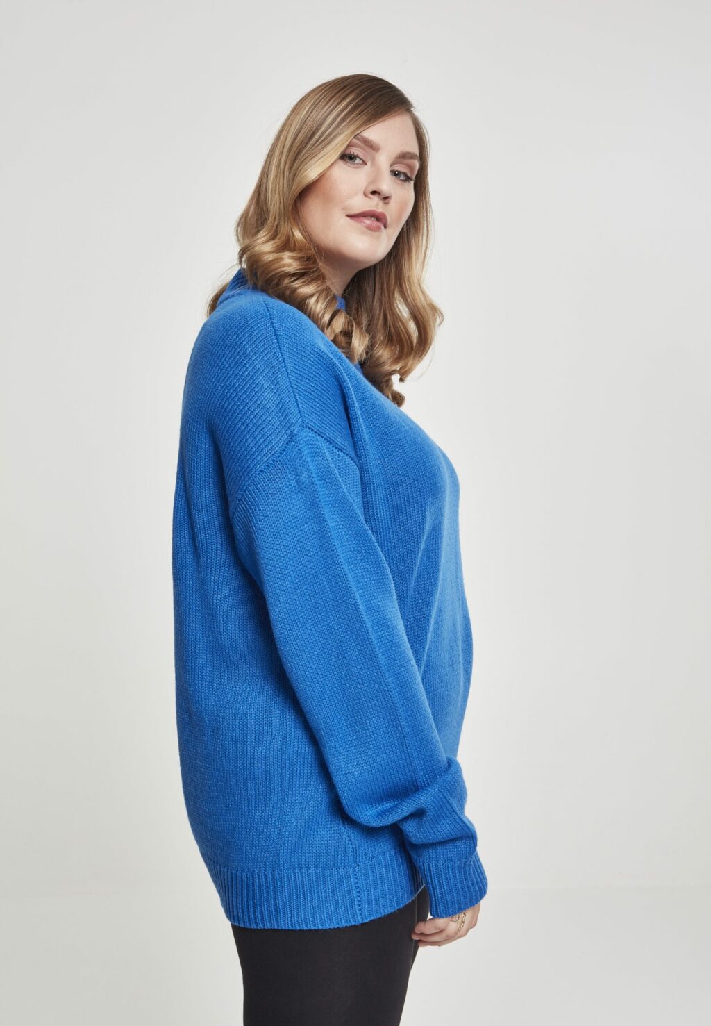 Urban Classics Ladies Oversize Turtleneck Sweater brightblue TB2358