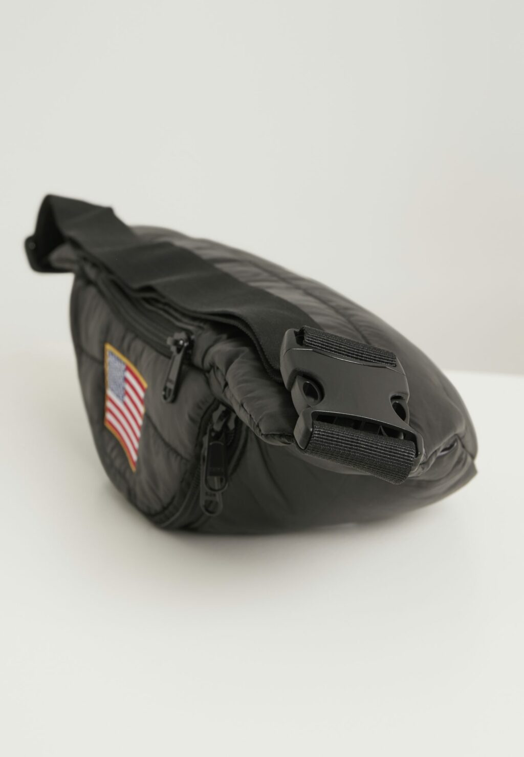 NASA Shoulderbag black one MT2032