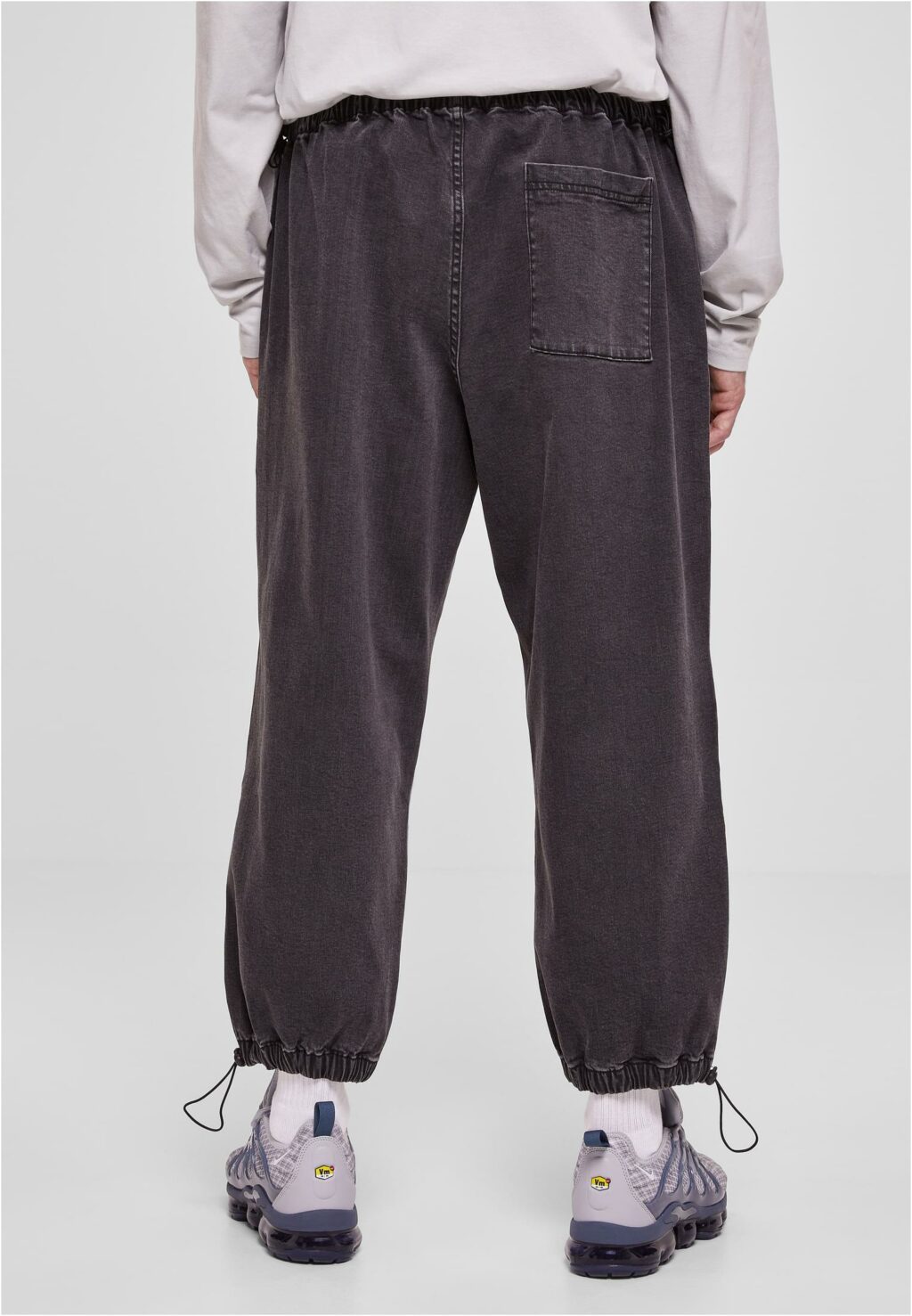Urban Classics Parachute Jeans Pants realblack washed TB6354