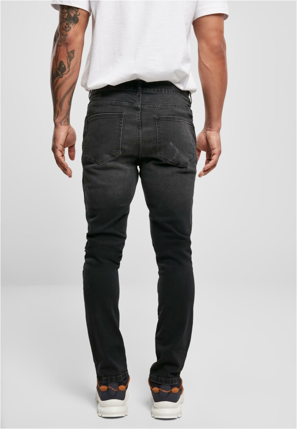 Urban Classics Heavy Destroyed Slim Fit Jeans realblk heavy destroyed washed TB4661