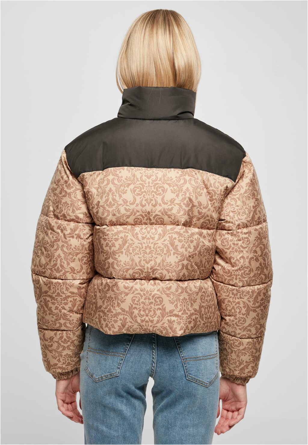 Urban Classics Ladies AOP Retro Puffer Jacket unionbeigedamast TB5438