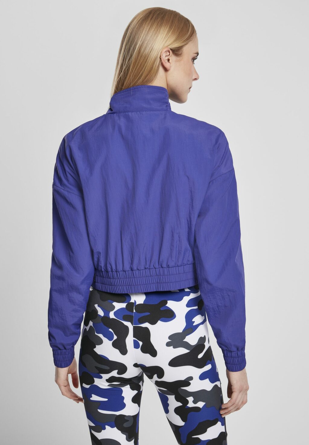 Urban Classics Ladies Cropped Crinkle Nylon Pull Over Jacket bluepurple TB3630