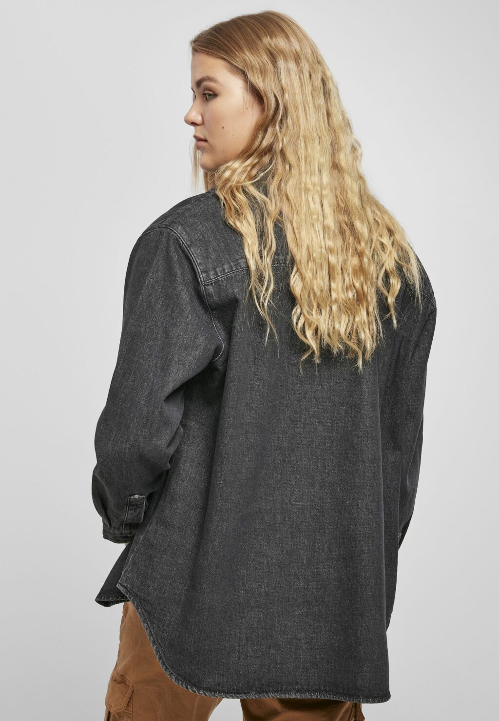 Urban Classics Ladies Denim Oversized Shirt black stone washed TB4009