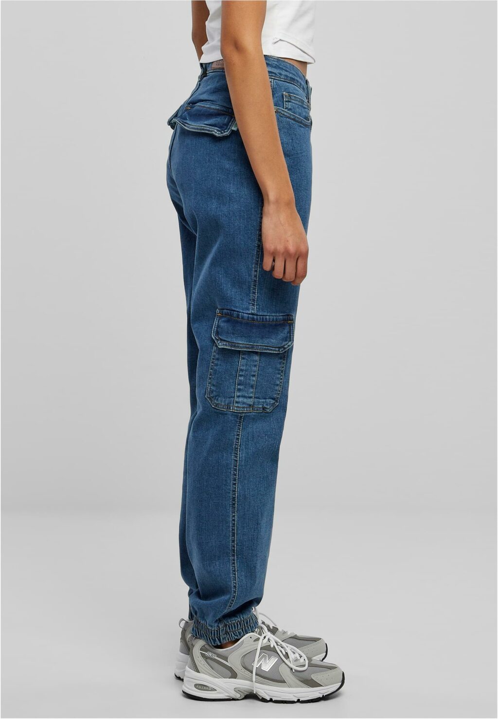 Urban Classics Ladies Organic Stretch Denim Cargo Pants clearblue bleached TB4797