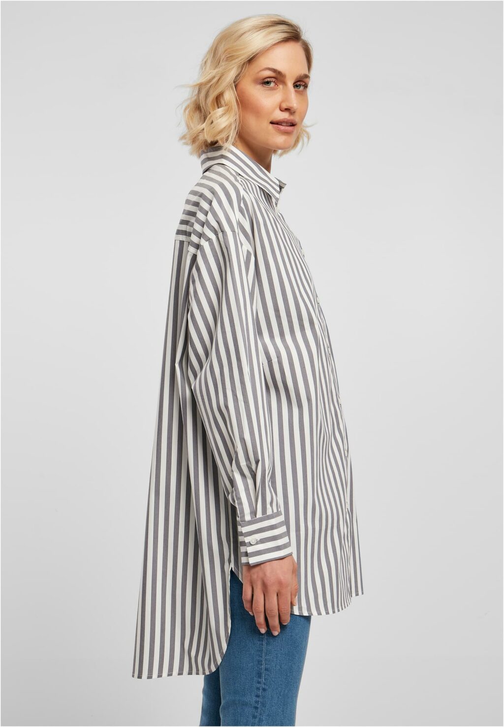 Urban Classics Ladies Oversized Stripe Shirt white/darkshadow TB5041