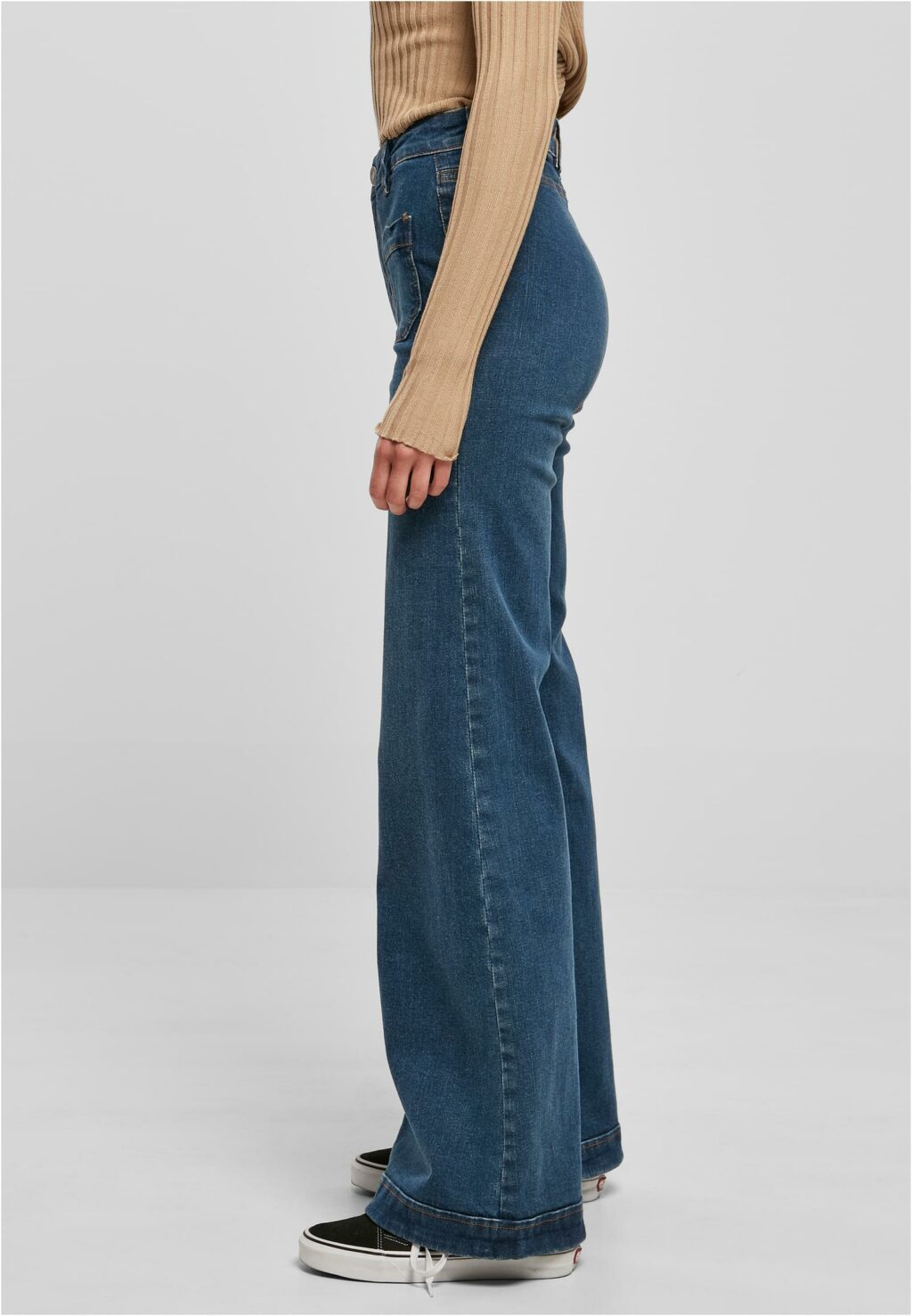 Urban Classics Ladies Vintage Flared Denim Pants deepblue washed TB5452