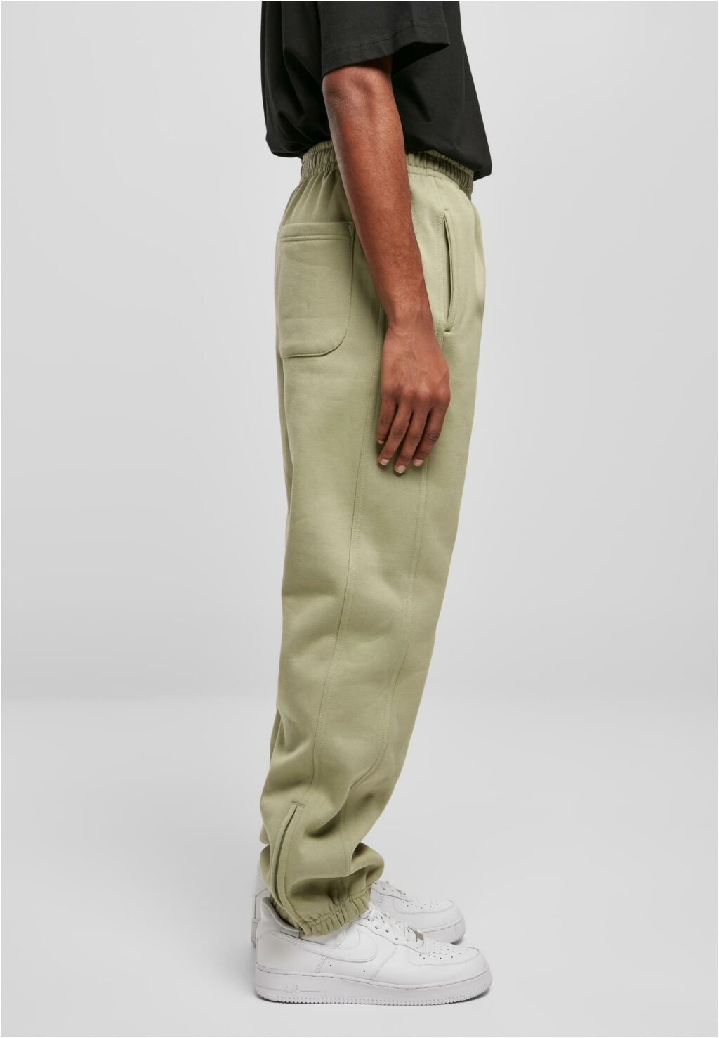 Urban Classics Sweatpants teagreen TB014B