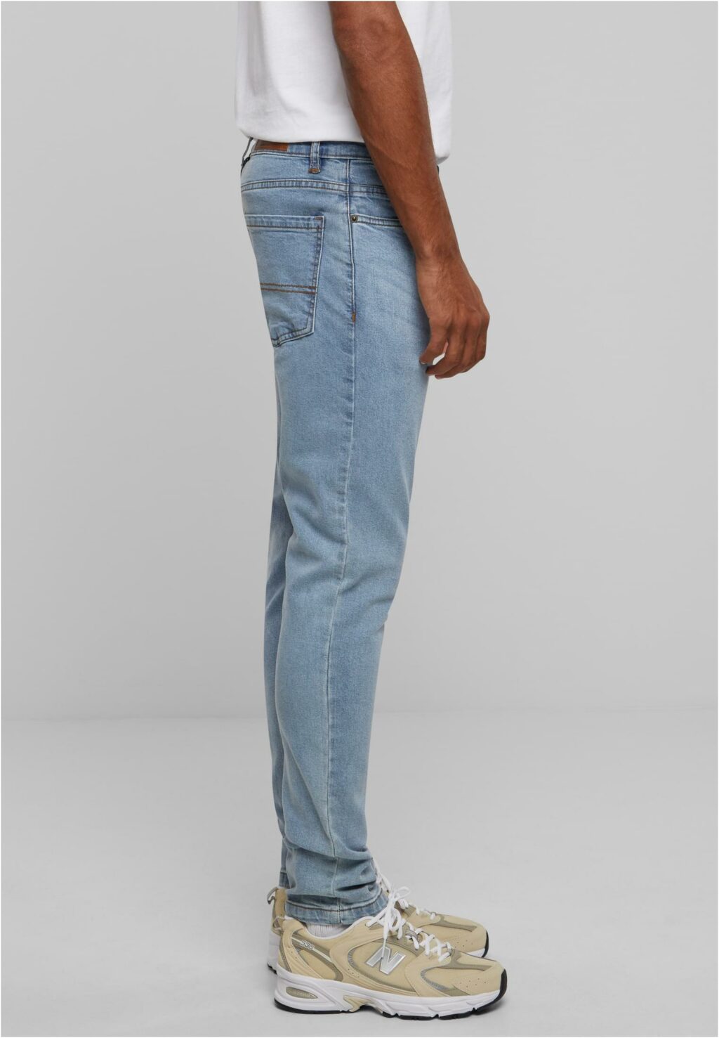 Urban Classics Slim Tapered Jeans new light blue washed TB6397