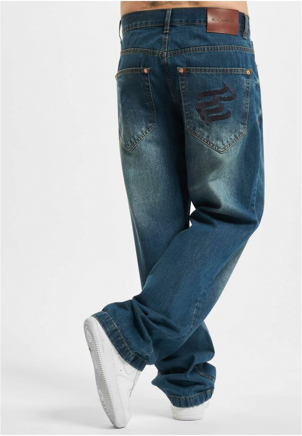 Rocawear WED Loose Fit Jeans Light washed mid blue W42 RWJS017L