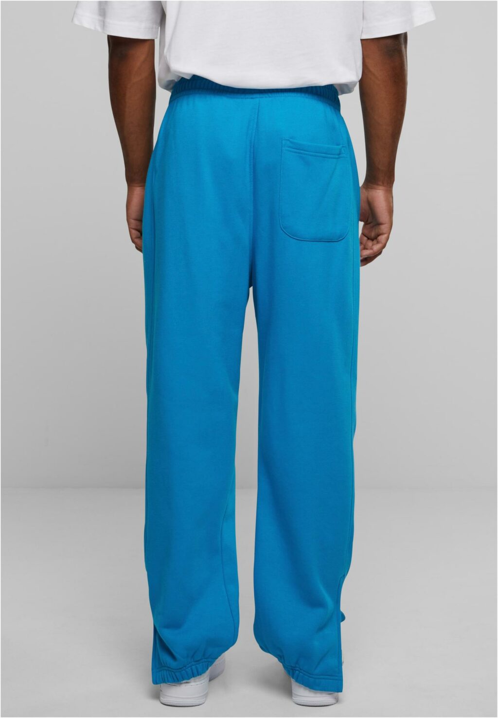 Urban Classics Sweatpants turquoise TB014B