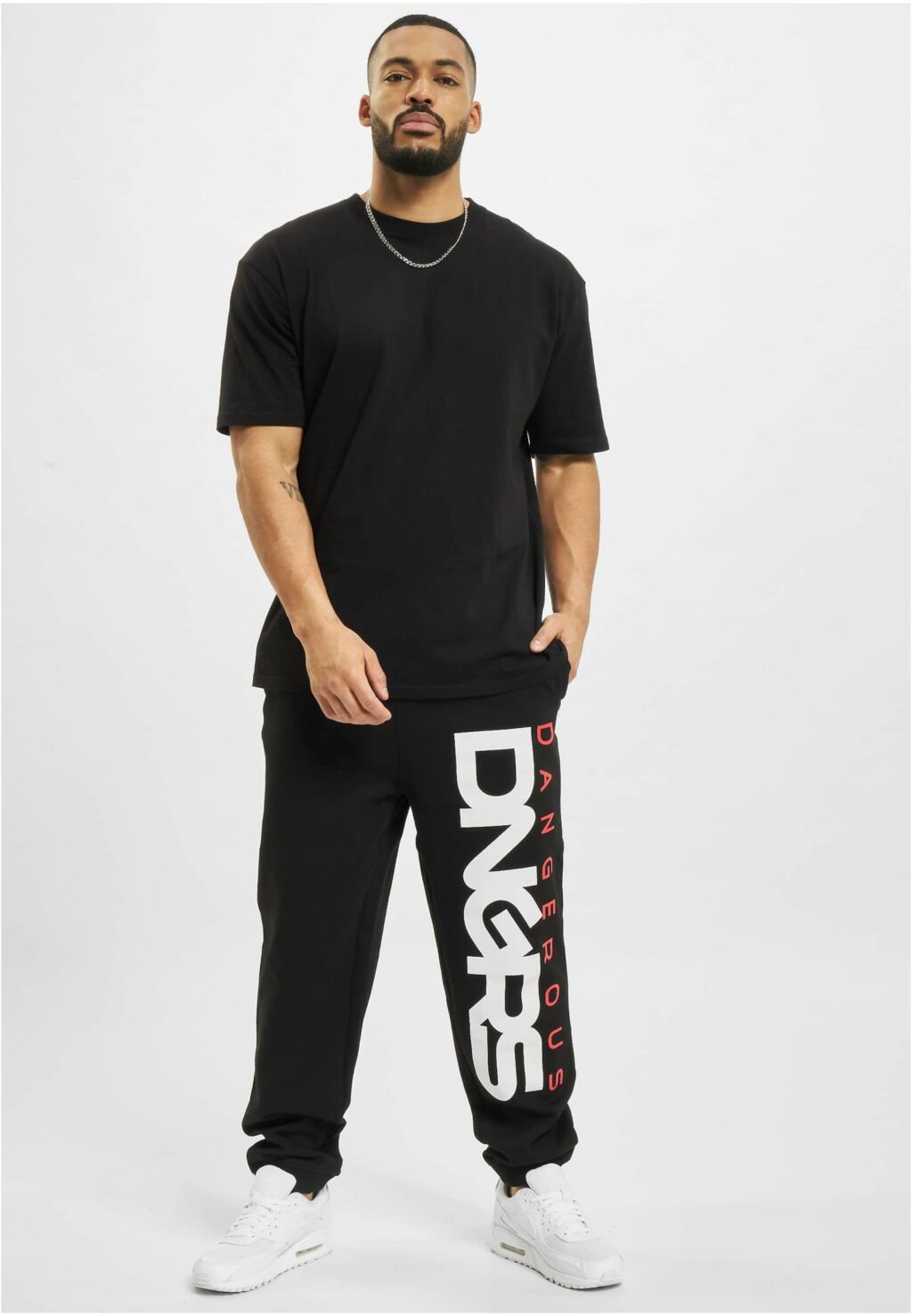 Dangerous DNGRS Classic Sweat Pants blk/red DGSP3022