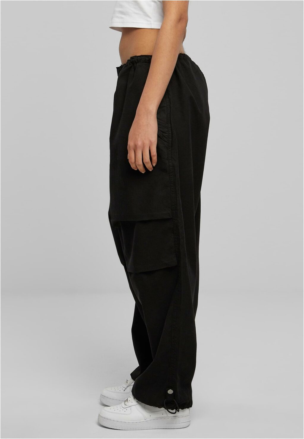 Urban Classics Ladies Cotton Parachute Pants black TB6101