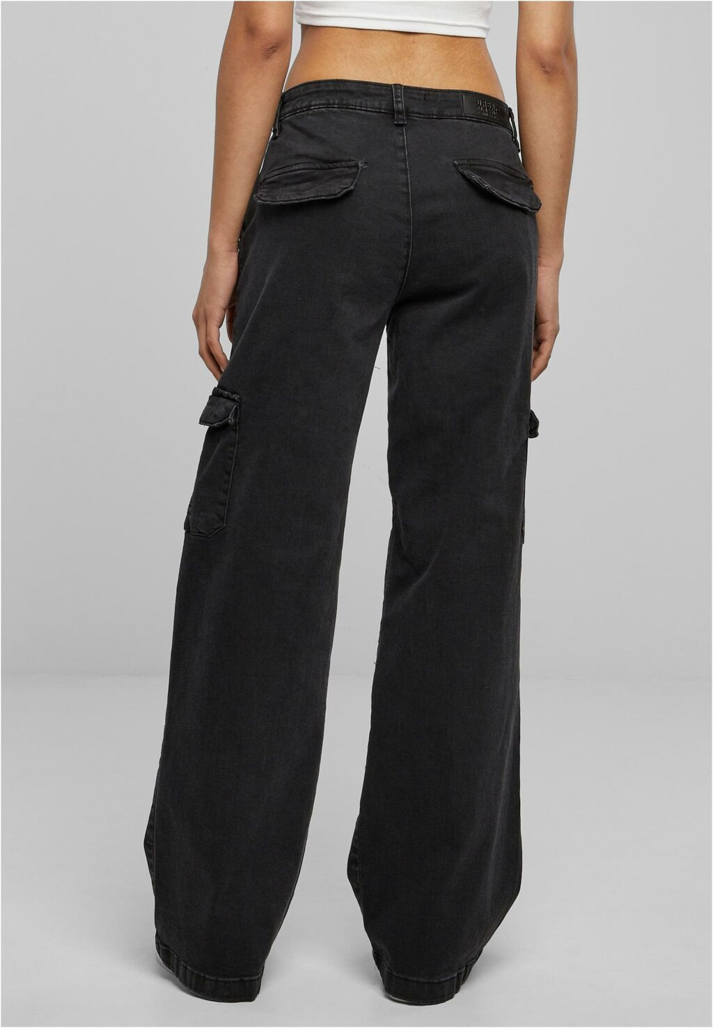 Urban Classics Ladies High Waist Straight Denim Cargo Pants black washed TB6037