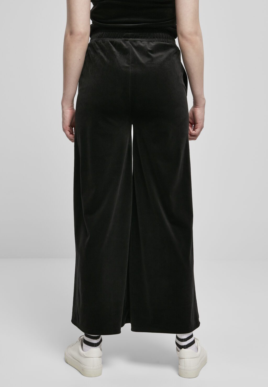 Urban Classics Ladies High Waist Straight Velvet Sweatpants black TB4530