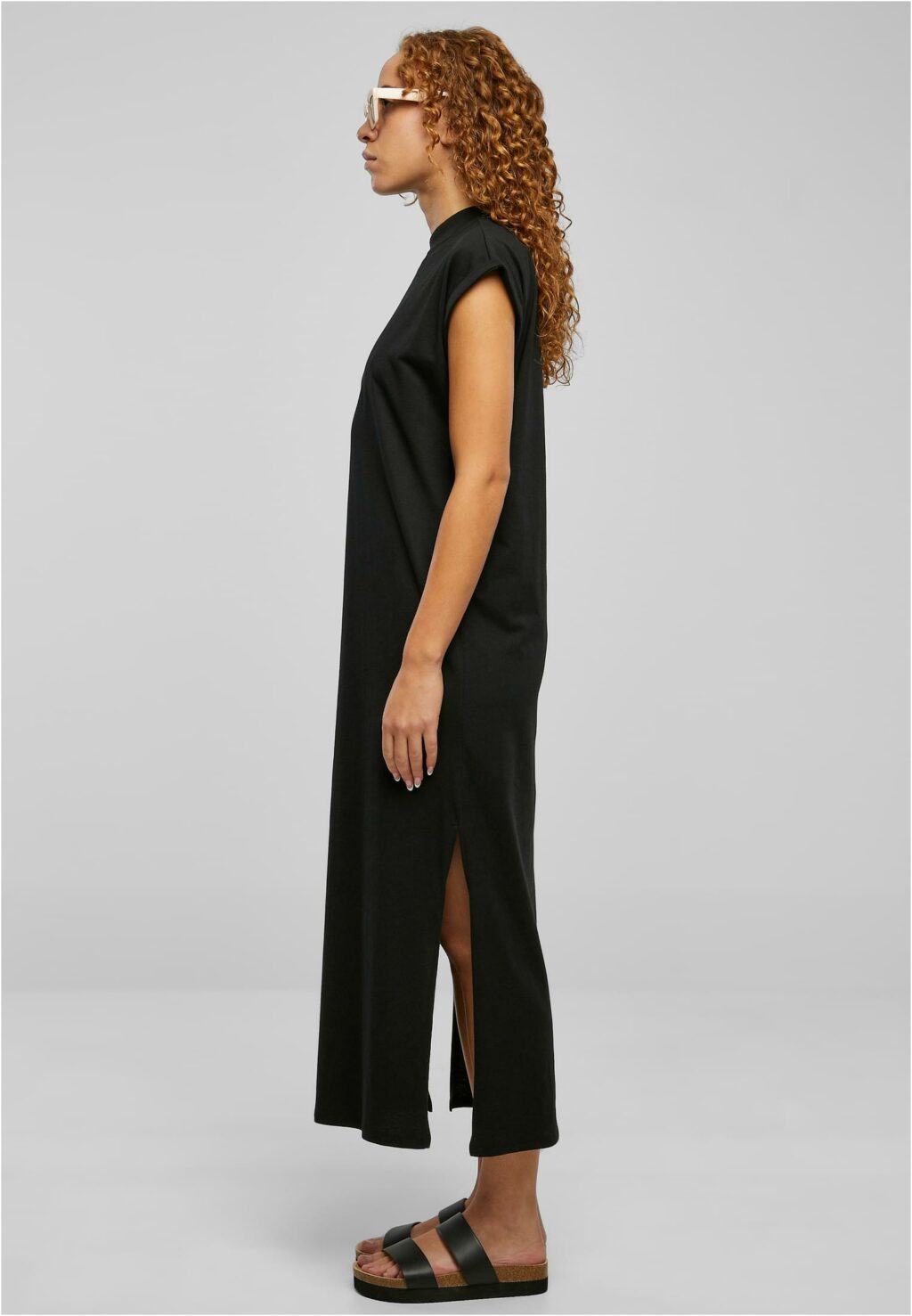 Urban Classics Ladies Long Extended Shoulder Dress black TB6027