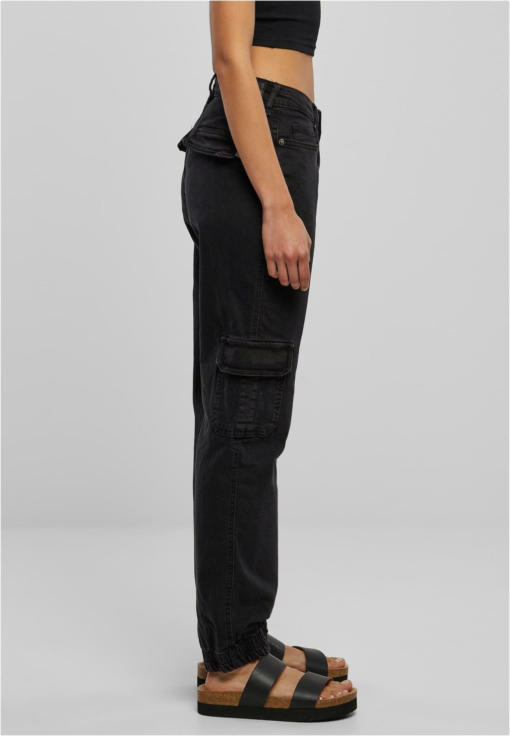 Urban Classics Ladies Organic Stretch Denim Cargo Pants black washed TB4797