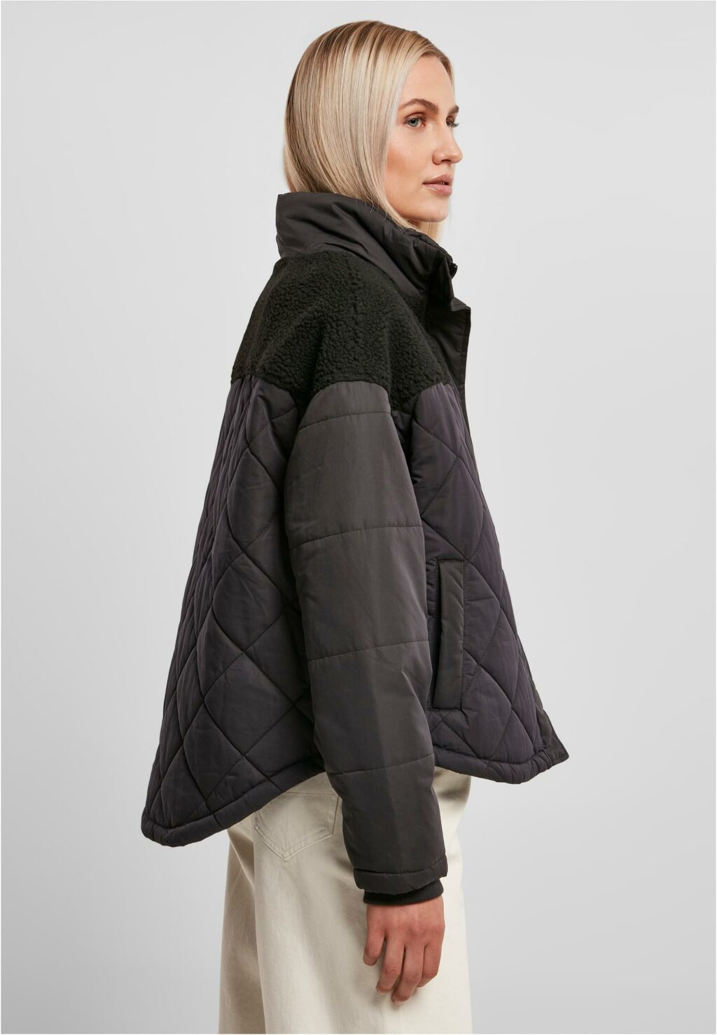 Urban Classics Ladies Oversized Diamond Quilt Puffer Jacket black TB4552
