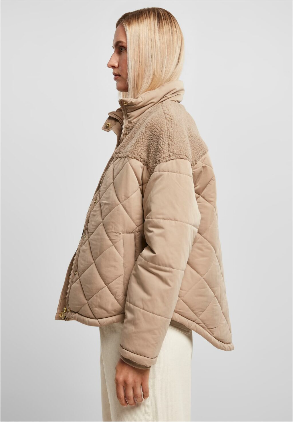 Urban Classics Ladies Oversized Diamond Quilt Puffer Jacket softtaupe TB4552