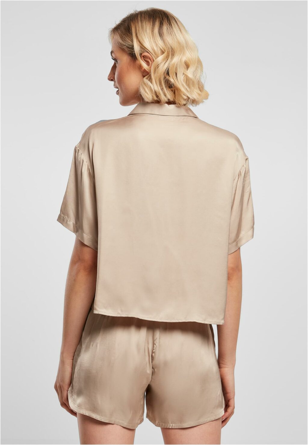 Urban Classics Ladies Viscose Satin Resort Shirt softtaupe TB5009