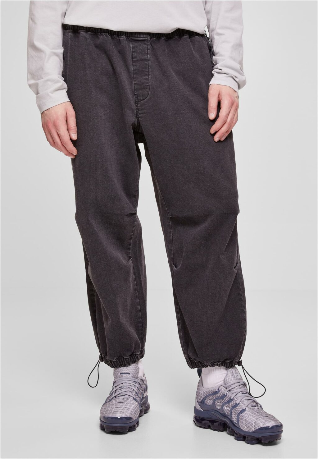Urban Classics Parachute Jeans Pants realblack washed TB6354