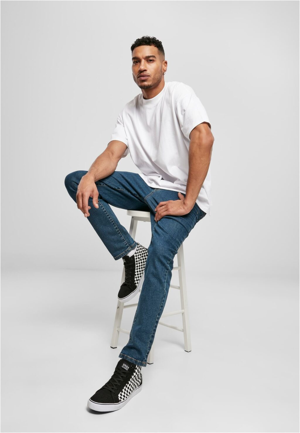 Urban Classics Slim Fit Jeans mid indigo washed TB3076